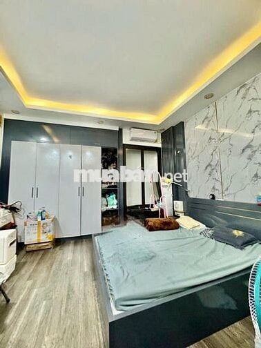 Bán nhà Giải Phóng 60m x 6 tầng, Thang Máy, ô tô vào nhà, 7 phòng ngủ
