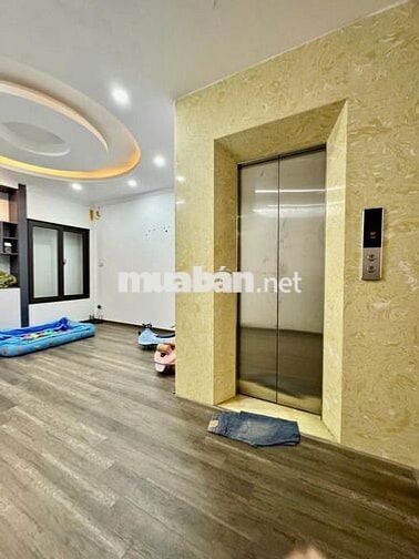 Bán nhà Giải Phóng 60m x 6 tầng, Thang Máy, ô tô vào nhà, 7 phòng ngủ