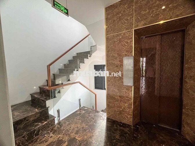 SIÊU PHẨM MẶT TIỀN NGUYỄN VĂN THỦ, Q1 – TÒA NHÀ HẦM 4 LẦU THANG MÁY, V