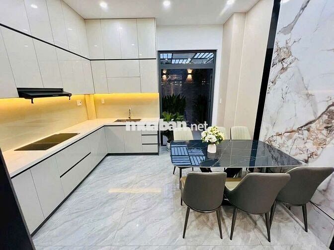 Nhà phố view sông mát mẻ Hà huy giáp ngã tư ga