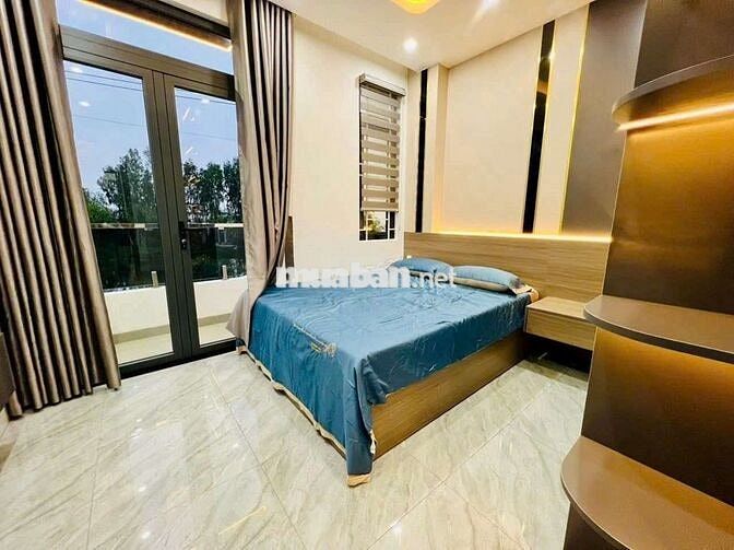 Nhà phố view sông mát mẻ Hà huy giáp ngã tư ga