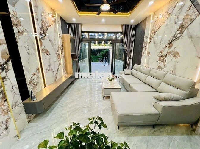 Nhà phố view sông mát mẻ Hà huy giáp ngã tư ga