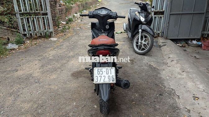 xe fi125 máy zin êm nhẹ bóc về chạy liền