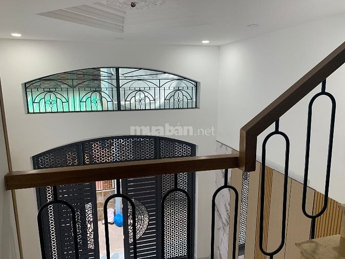 Bán nhà đẹp tươi sáng Lê Văn Sỹ  Quận 3 khu sầm uất