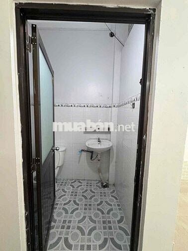 🏡: Cần cho thuê nhà mặt tiền khuất căn góc tạ quang bửu phường chánh h