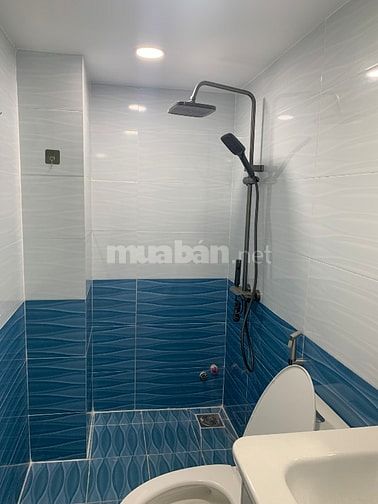 Bán nhà đẹp tươi sáng Lê Văn Sỹ  Quận 3 khu sầm uất