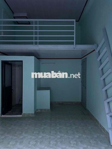 Phòng (MỚI) cho thuê 1tr8 mặt tiền hẻm xe hơi gần chợ Nhơn Đức