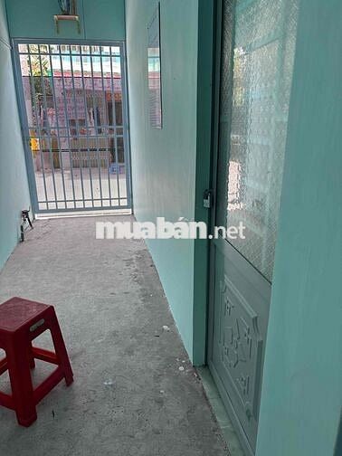 Phòng (MỚI) cho thuê 1tr8 mặt tiền hẻm xe hơi gần chợ Nhơn Đức