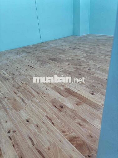 Phòng (MỚI) cho thuê 1tr8 mặt tiền hẻm xe hơi gần chợ Nhơn Đức