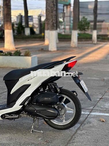 Honda Vario 150cc Trắng