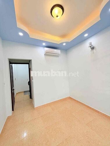 🏠 Nhà Quận 3 hẻm xe hơi thẳng, đất vuông, 5 tầng, 3 phòng ngủ, 4 nhà v