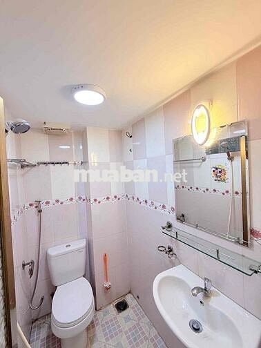 🏠 Nhà Quận 3 hẻm xe hơi thẳng, đất vuông, 5 tầng, 3 phòng ngủ, 4 nhà v