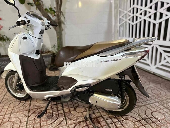 Bán cho khách có nhu cầu mua xe máy