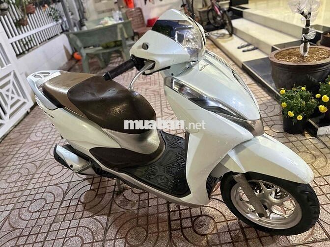 Bán cho khách có nhu cầu mua xe máy