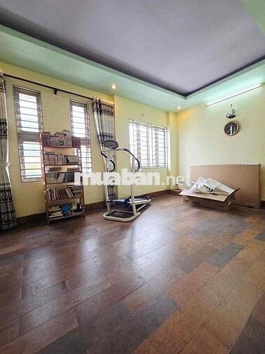 NHÀ THUÊ ( 5.5X10 ) 5PN4WC FULL NỘI THẤT HẺM XE HƠI LUỸ BÁN BÍCH