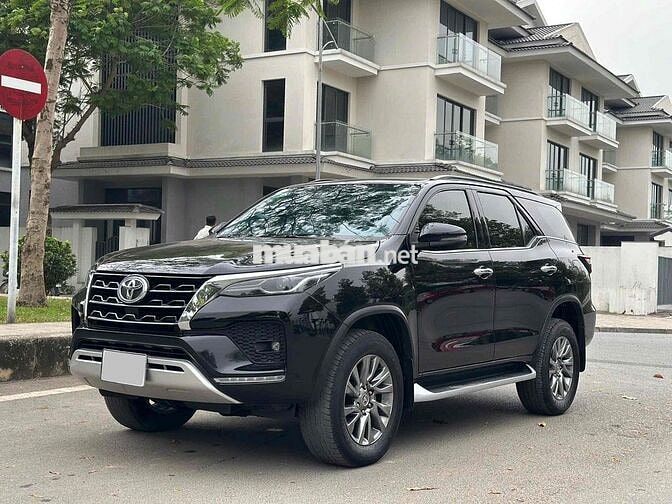 Toyota Hà Đông bán Fortuner 2.7V 4x4 2020