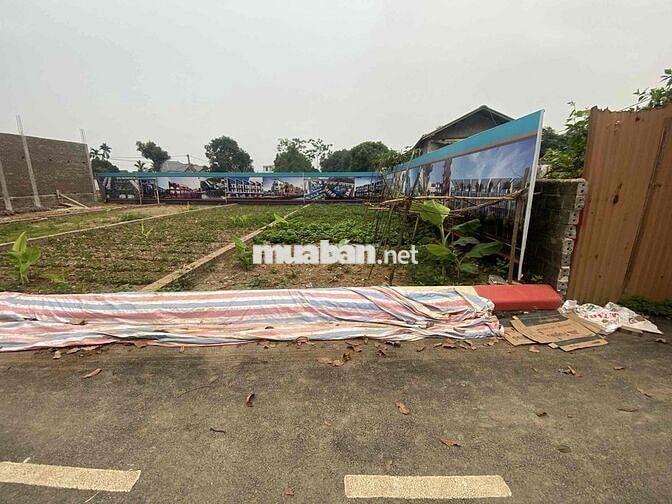 BAN GÂP ĐẤT GẦN HÀ ĐÔNG GIÁ NHỈNH 1Ty6