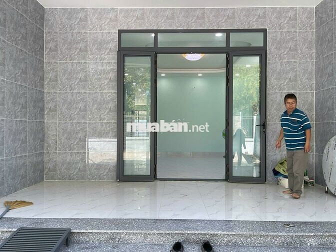Bán nhanh Nhà X. Phú Trung Củ Chi  DT 9x34, 300m2, 2 tầng, Giá 5.1 tỷ