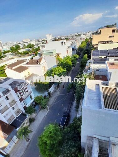 Bán Tòa Căn hộ 6 tầng Man Thiện gần sân bay, 12 căn hộ .