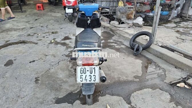 Kawasaki Max màu Xanh, Trắng