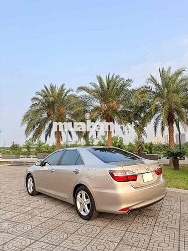 Toyota Camry 2015 2.5Q Vàng cát