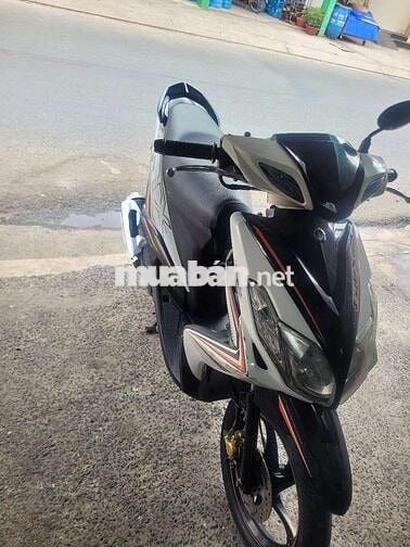 Yamaha Luvias GTX Fi Trắng đen