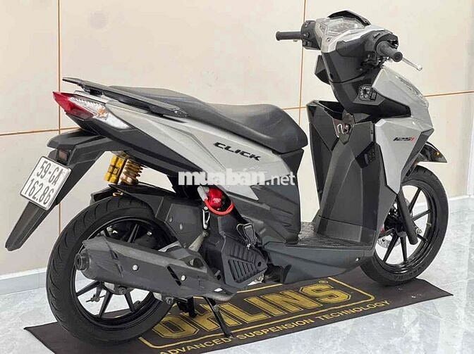 Honda Click Thái 2017 bstp 9c kieng nợ xấu trả 50%