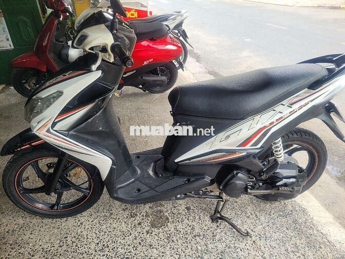 Yamaha Luvias GTX Fi Trắng đen