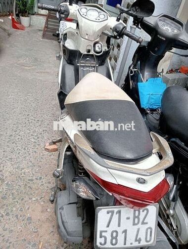 Yamaha Novo 3 Trắng
