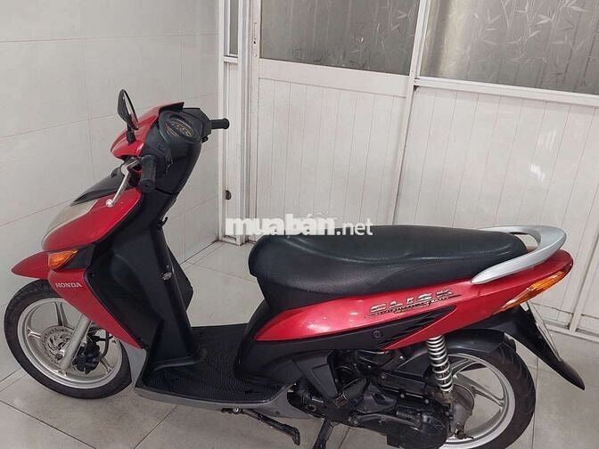 Honda Click màu Đỏ,bstp, chính chủ.