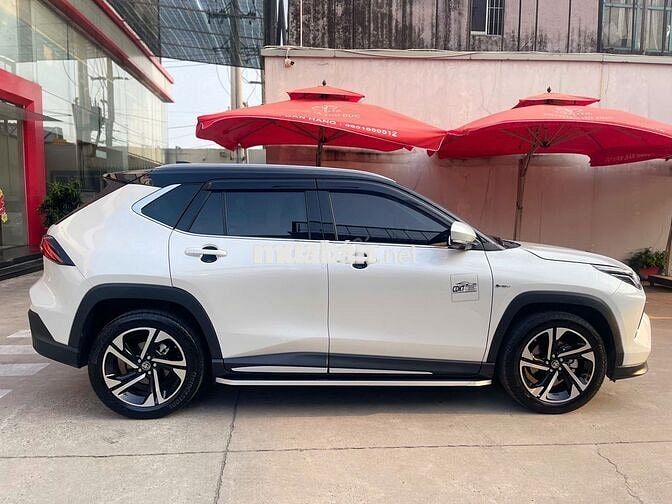 Toyota Yaris Cross Trắng 16034 km