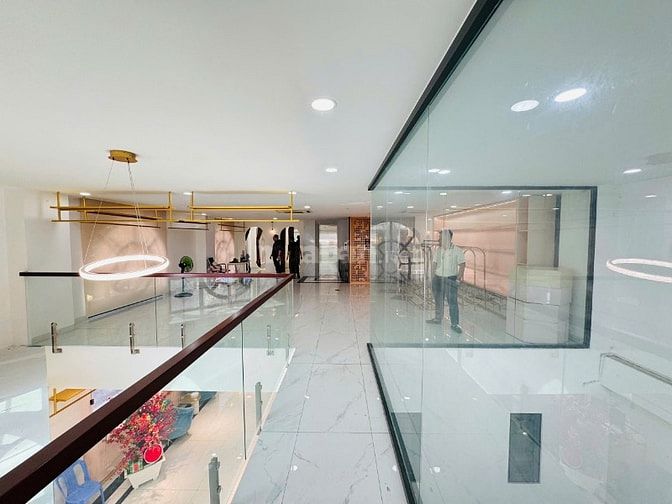 Bán nhà góc 2 mặt tiền kinh doanh Cách Mạng Tháng 8, hường 12, Quận 10