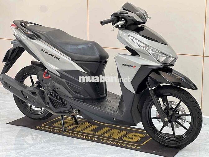 Honda Click Thái 2017 bstp 9c kieng nợ xấu trả 50%