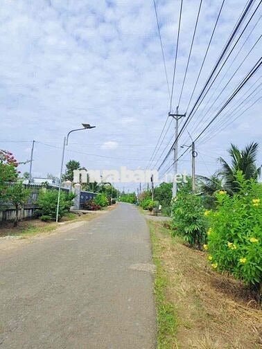 Nền thổ cư sổ riêng giá rẻ giáp Long khánh, view núi Chứa Chan