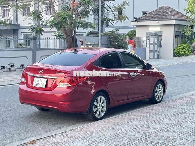Hyundai Accent 2012 Sedan Đỏ Zin