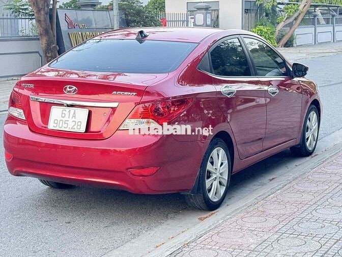 Hyundai Accent 2012 Sedan Đỏ Zin