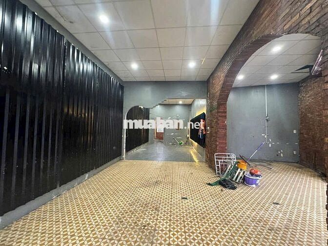 NGANG 7M CHO THUÊ GÓC 2 MẶT TIỀN NGUYỄN THÁI HỌC QUẬN 1