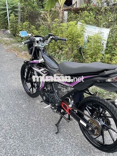 Suzuki Satria máy rin chưa chạm