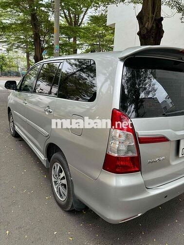 Toyota Innova MT 2015