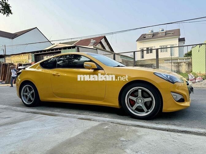 Hyundai Genesis 2012 - 65000 km