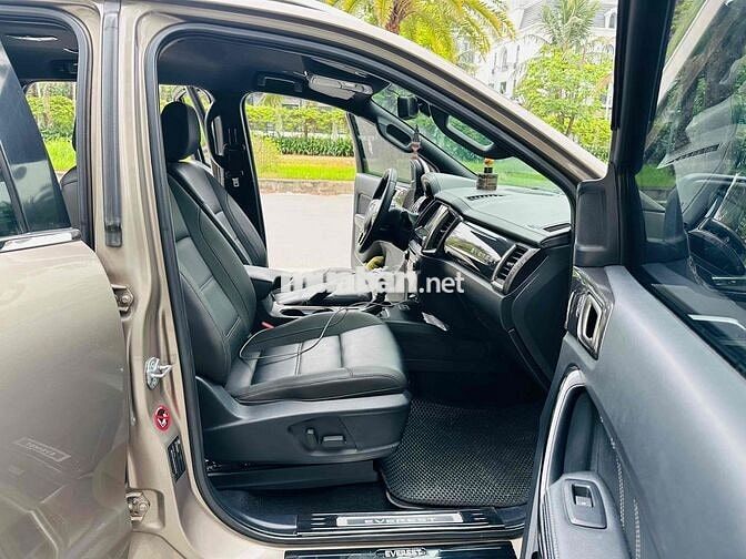 BÁN FORD EVEREST 2.0TITANIUM 1 CẦU 2019 ***