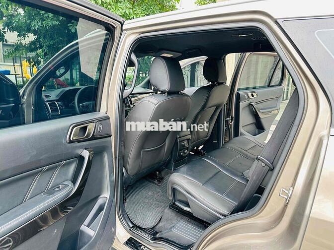 BÁN FORD EVEREST 2.0TITANIUM 1 CẦU 2019 ***