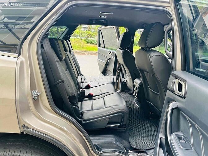 BÁN FORD EVEREST 2.0TITANIUM 1 CẦU 2019 ***