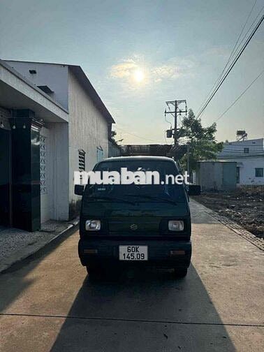 Cần bán xe Suzuki 7 chỗ xanh không niên hạn