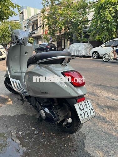 Piaggio Vespa Sprint Xám 72289 km