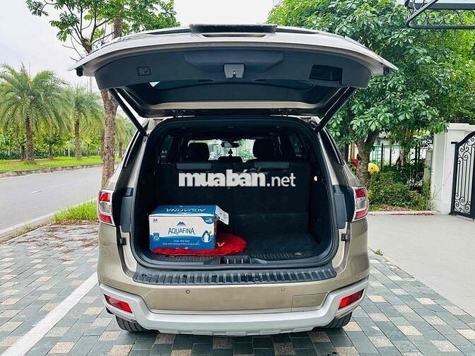 BÁN FORD EVEREST 2.0TITANIUM 1 CẦU 2019 ***