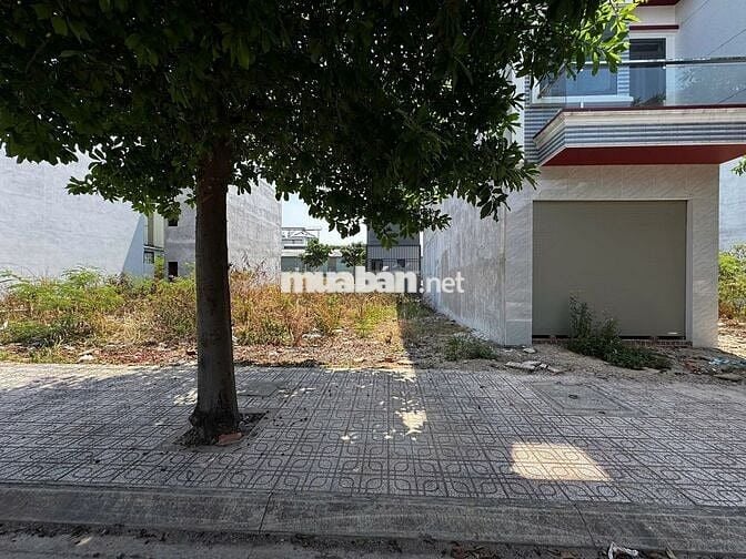 Hàng Đầu Tư, Giá rẻ hơn hàng xóm 300tr, Trong KDC Đồng Bộ An Phú 