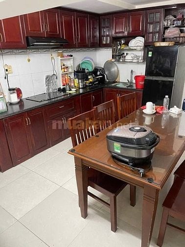 Nhà 3 tầng mới đẹp,4m x 17m,3PN, 3WC,FULL nội thất,Mặt tiền nội bộ 12m