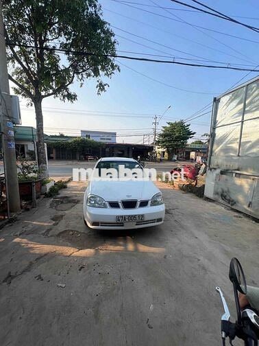 Chevrolet Lacetti Trắng