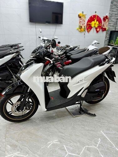 Honda SH 125 2023 Trắng đen